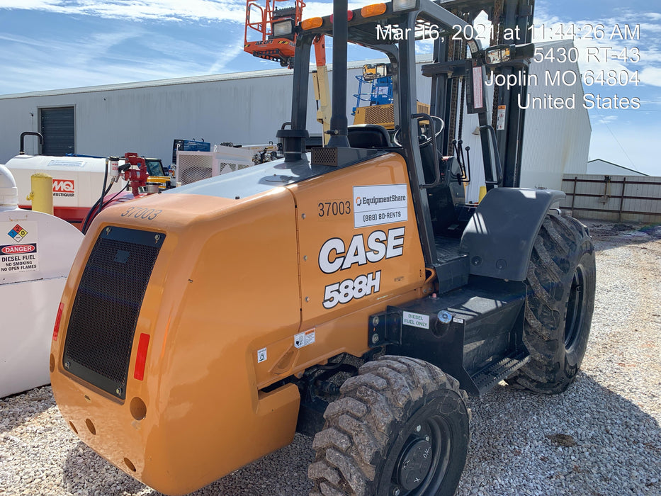 2019 CASE 588H