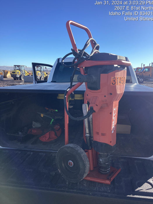 2023 HILTI TE 3000-AVR