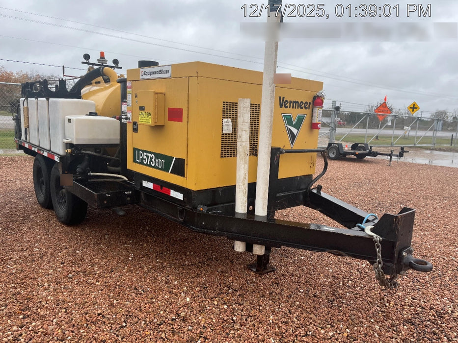 2021 Vac-Tron LP573XDT T4 Koehler Diesel Engine, 500 Gallon Debris Tank, x2 100 Gallon Water Tanks