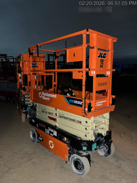 2025 JLG ES1932
