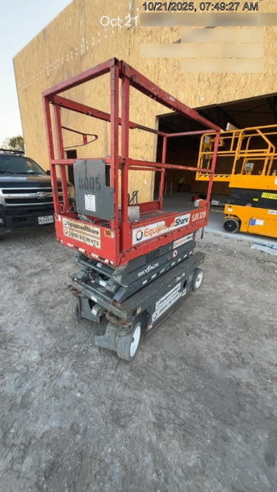 2018 Skyjack SJIII-3219 Skyjack SJIII3219 Scissor Lift w/Trojan Batteries