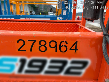 2022 JLG ES1932