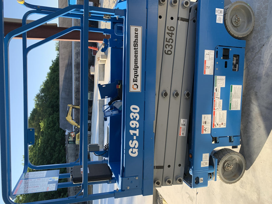 2020 Genie GS-1930 Solid Non Marking Tires, Beacon, Folding rails with half height swing gate