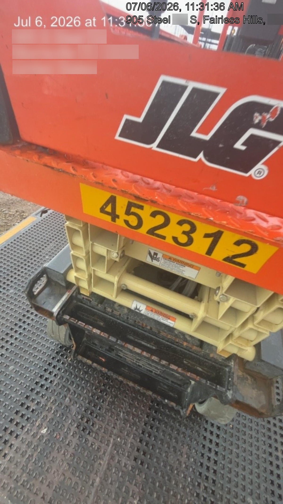 2024 JLG ES1932