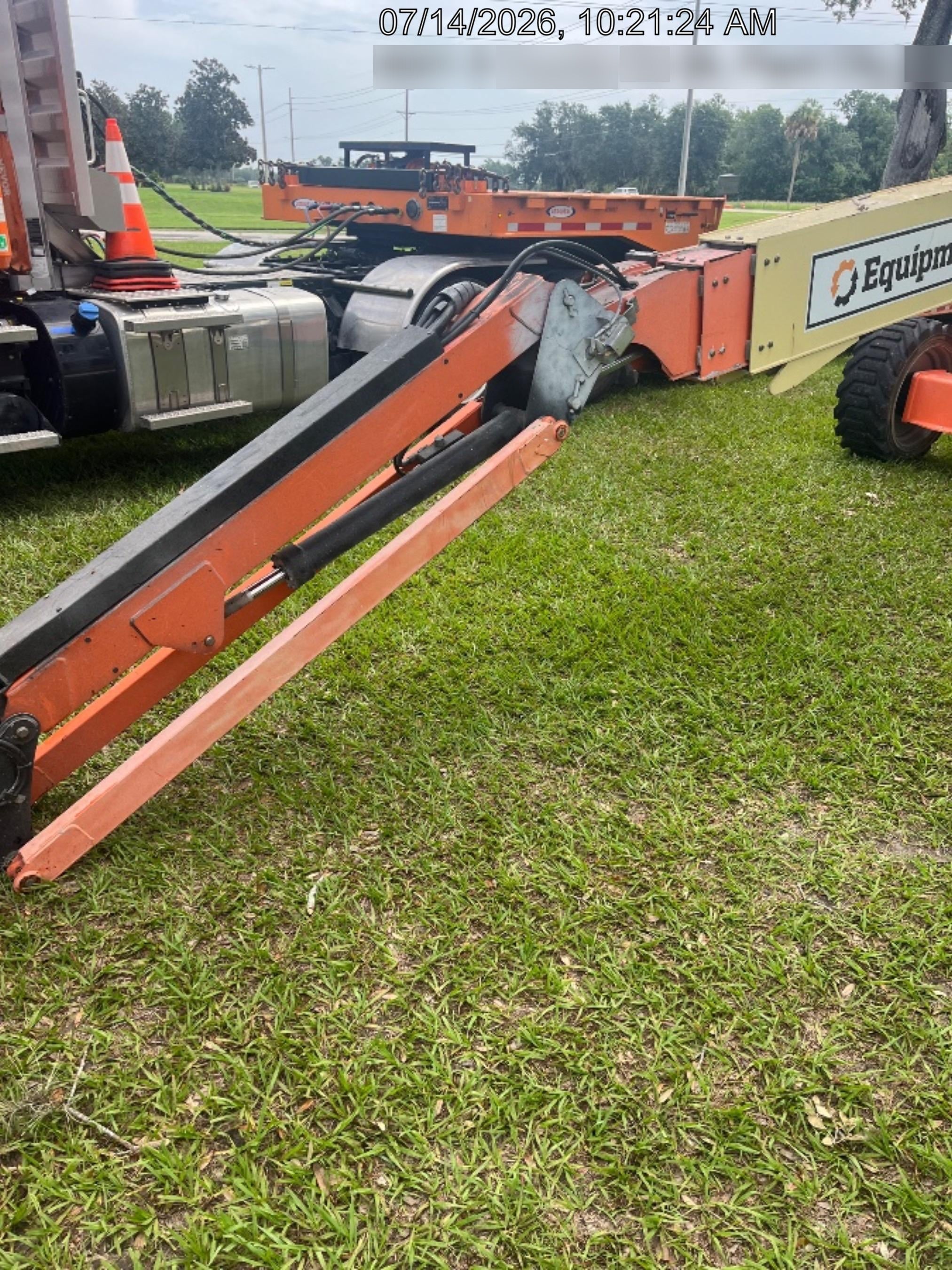 2019 JLG 660SJ