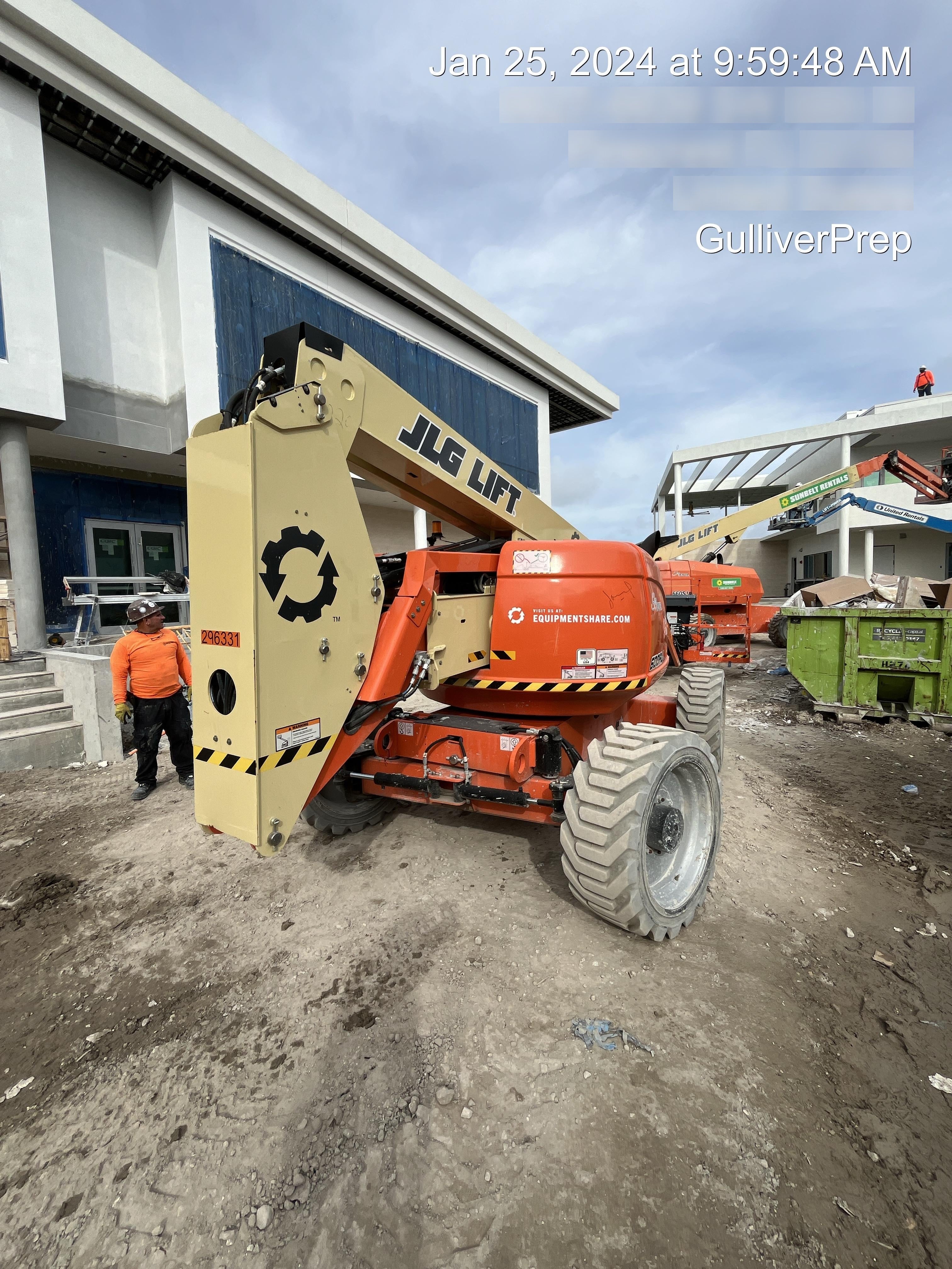 2023 JLG 600AJ