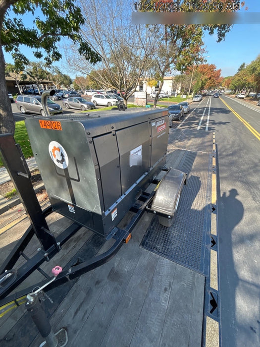 2021 Lincoln Electric Dual Maverick 200/200X Ready Pak 3 (includes trailer, cable rack, fender light kit)