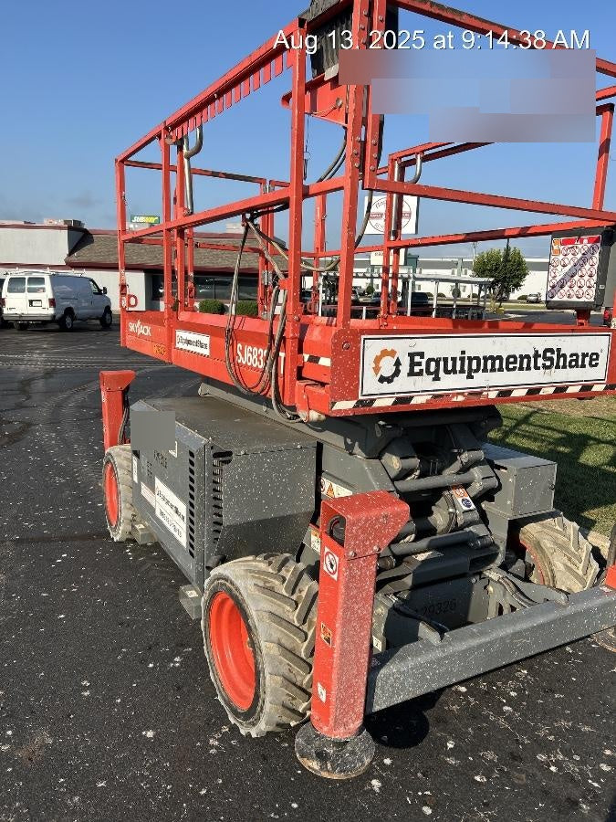 2021 SKYJACK SJ6832 RT