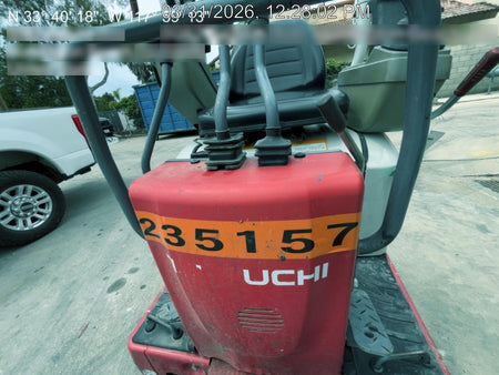 2022 TAKEUCHI TB210R