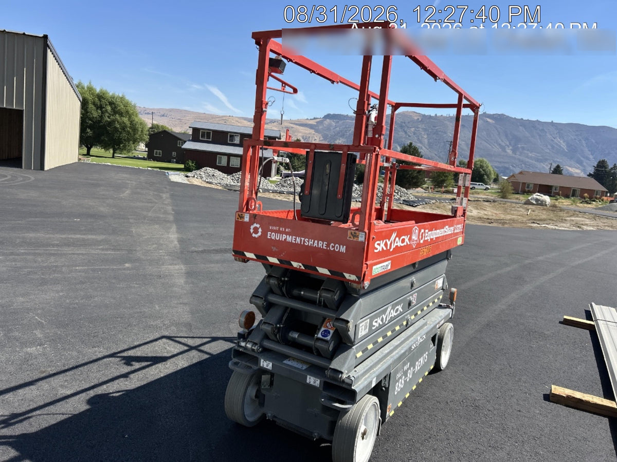 2025 SKYJACK SJ3226