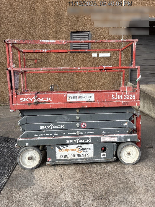 2017 Skyjack SJIII-3226 Skyjack SJ3226, Trojan Battery Set, Extended Warranty 5yr/5k hr