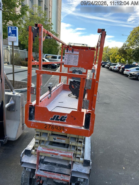 2022 JLG ES1932