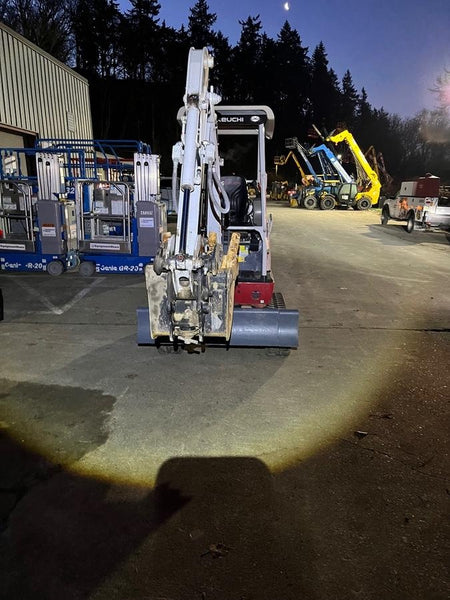 2022 TAKEUCHI TB20e