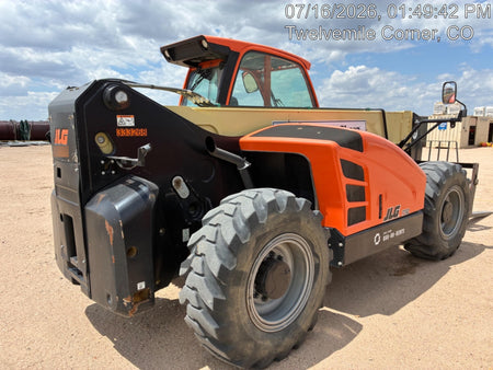 2023 JLG 1732