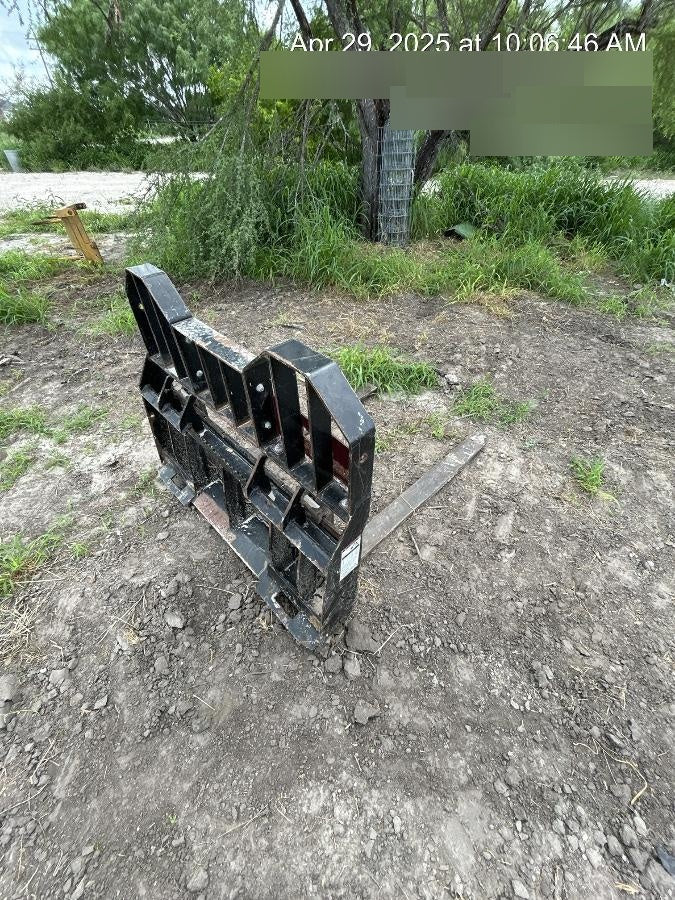 2023 VIRNIG 48" Pallet Forks - Virnig
