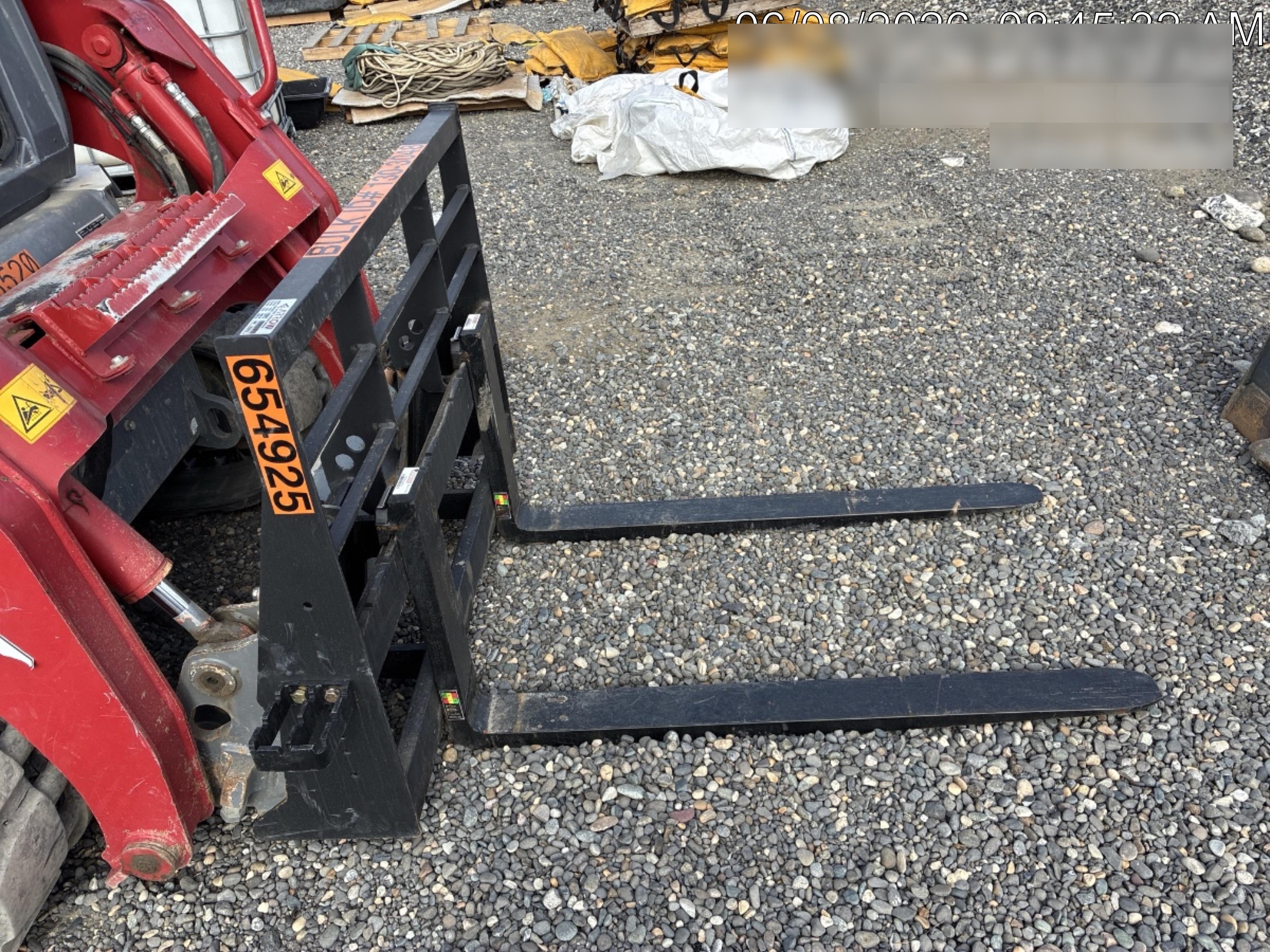 2026 ARROW MATERIAL HANDLING 48" Pallet Forks - Arrow