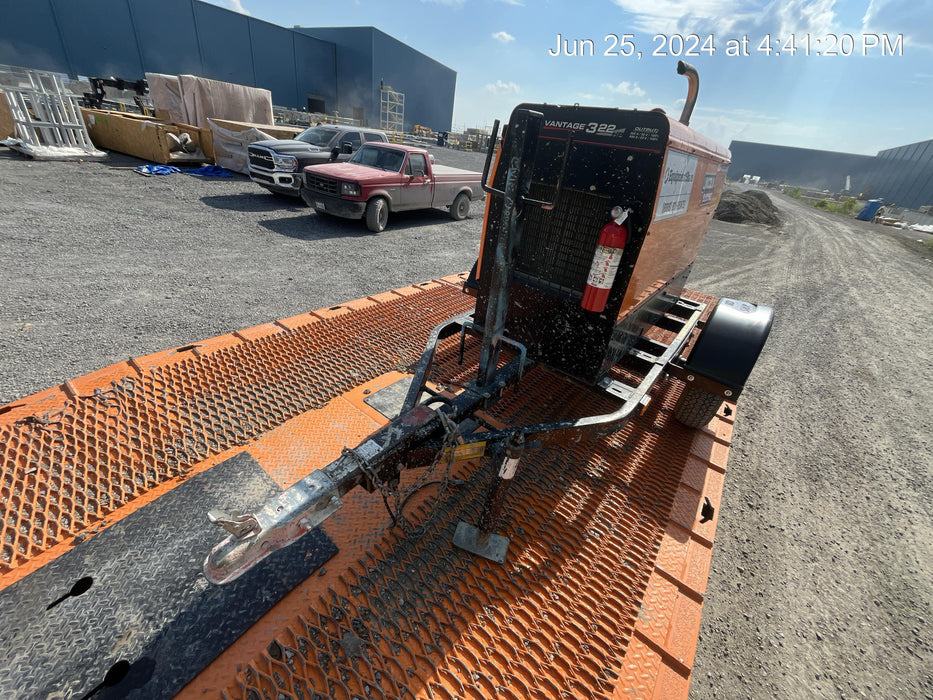 2021 Lincoln Electric Vantage 322 Vantage 322 Ready Pak 3 w/ Decals, ORANGE (includes trailer, cable rack, fender light kit) NO Telematics