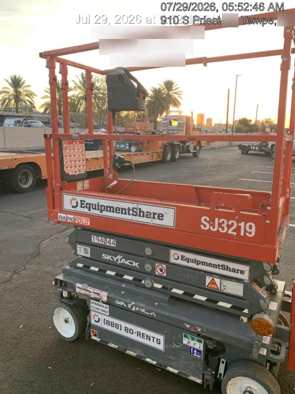 2021 SKYJACK SJ3219