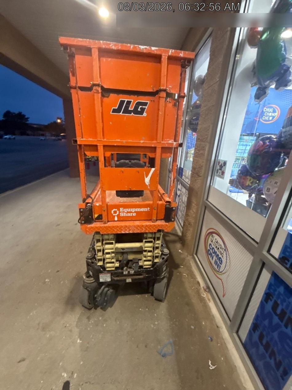 2022 JLG ES1932