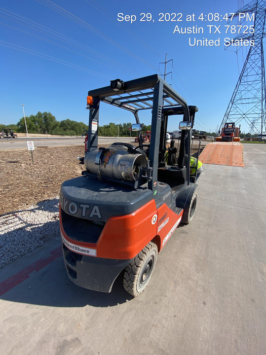 2022 TOYOTA 50-8FGU25