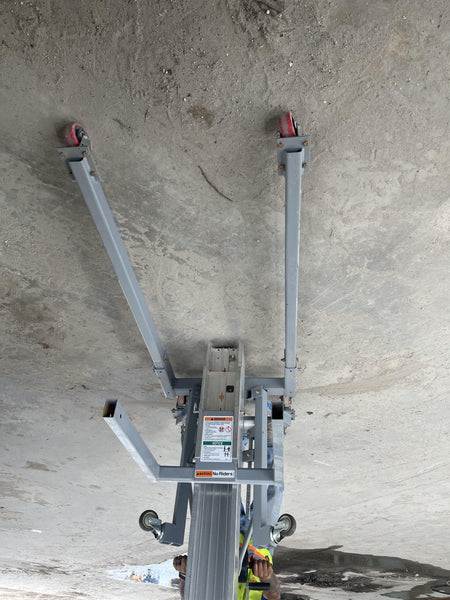 2023 GENIE SLC-24