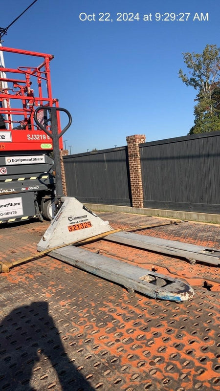 2023 STRONGWAY 4400 lb Pallet Jack