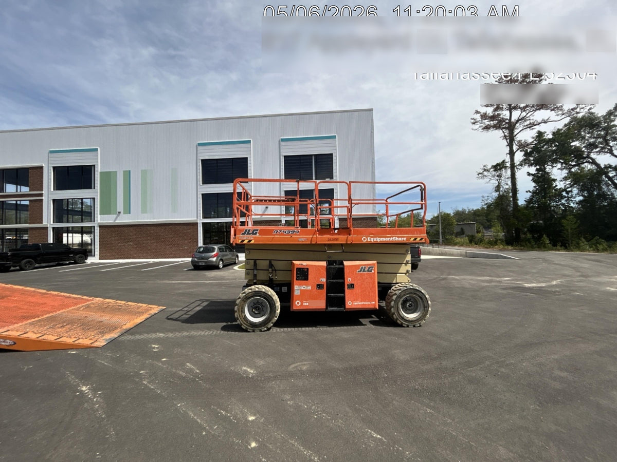 2022 JLG RT4394
