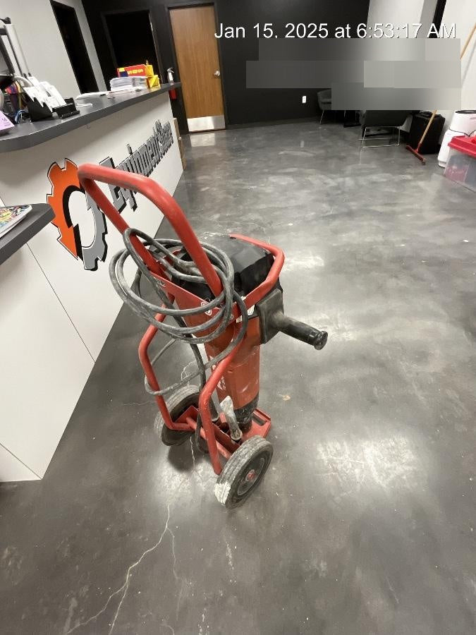 2023 HILTI TE 3000-AVR