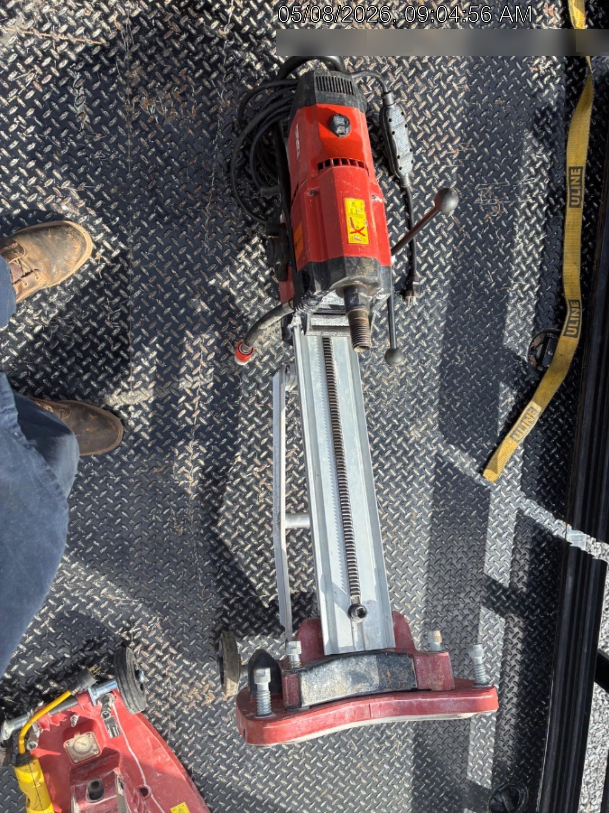 2021 HILTI DD250E