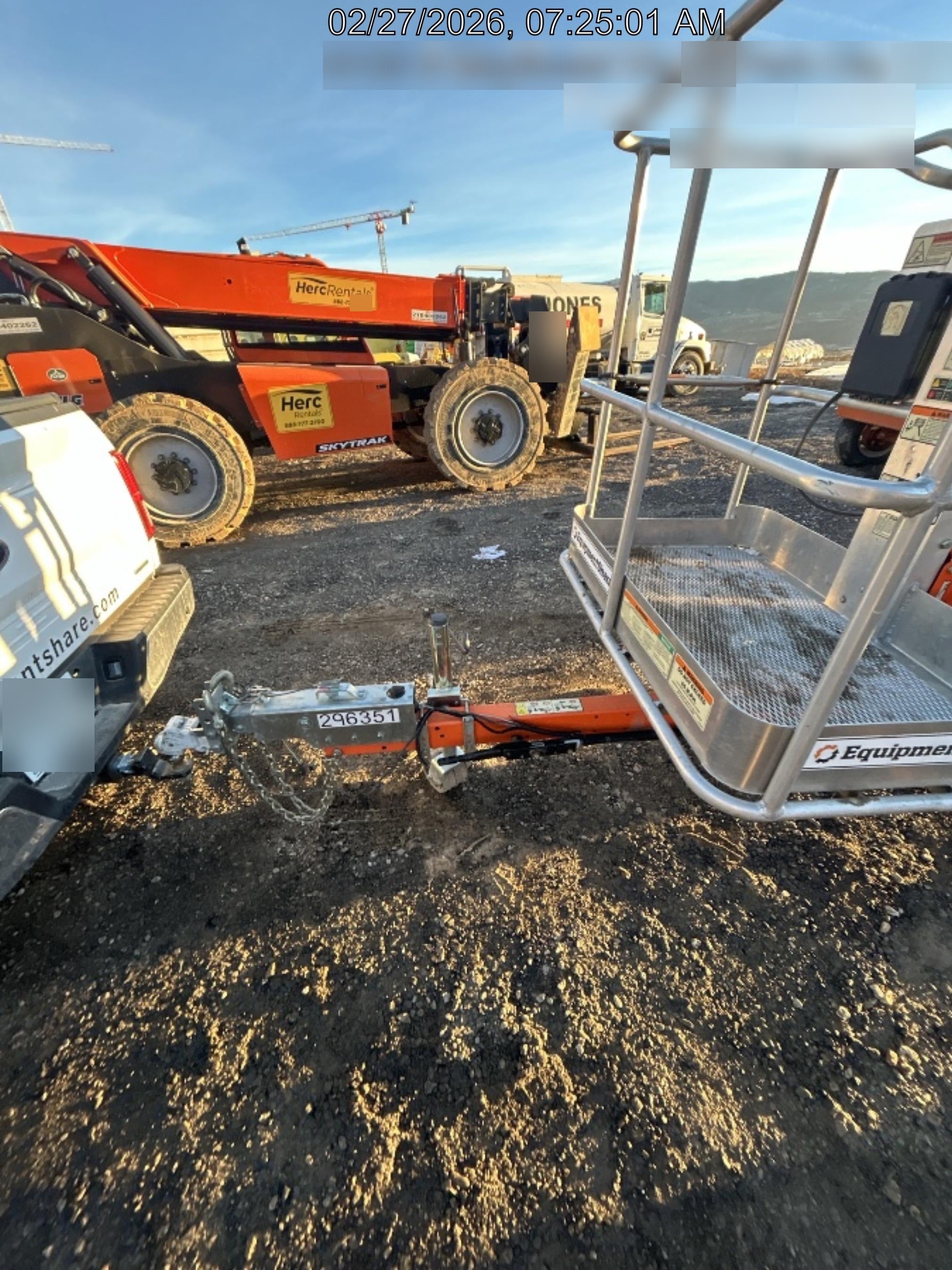 2023 JLG T350