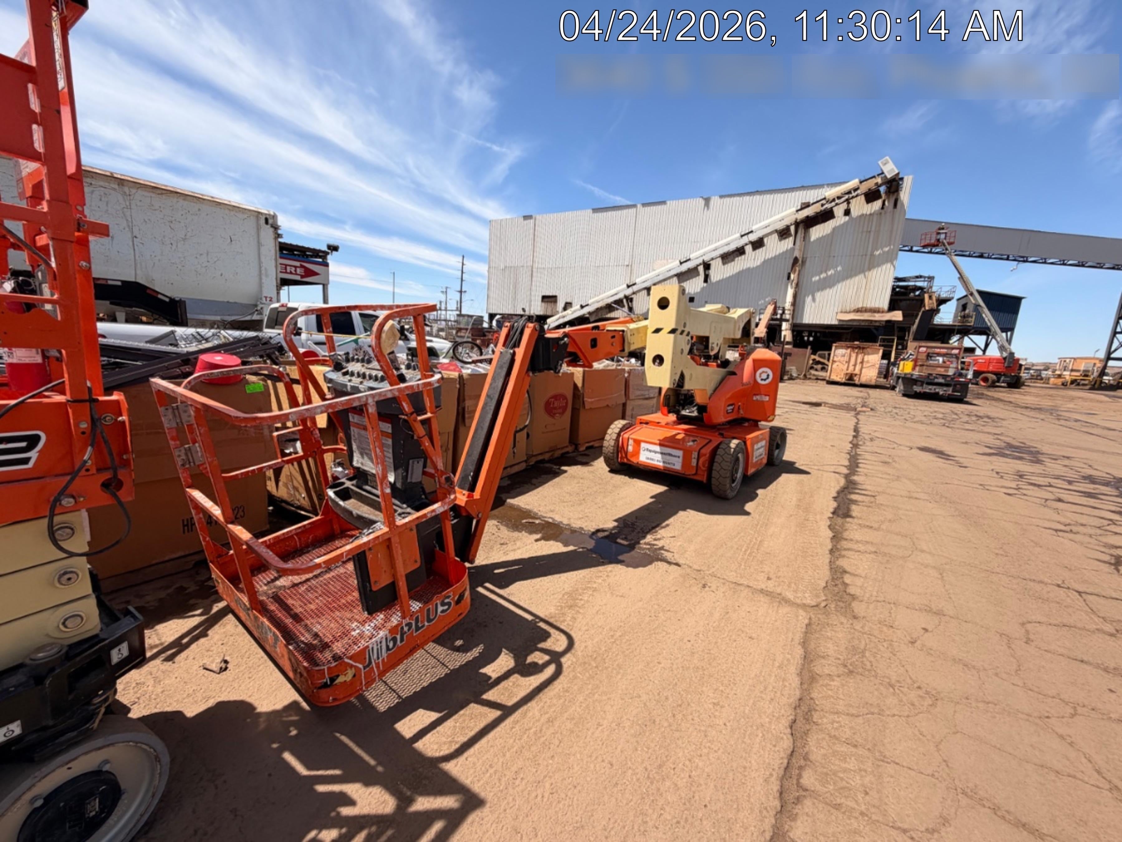 2022 JLG E400AJP Narrow
