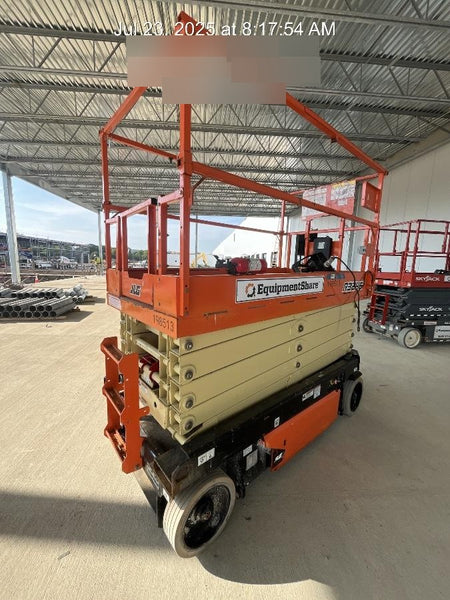 2022 JLG R3246