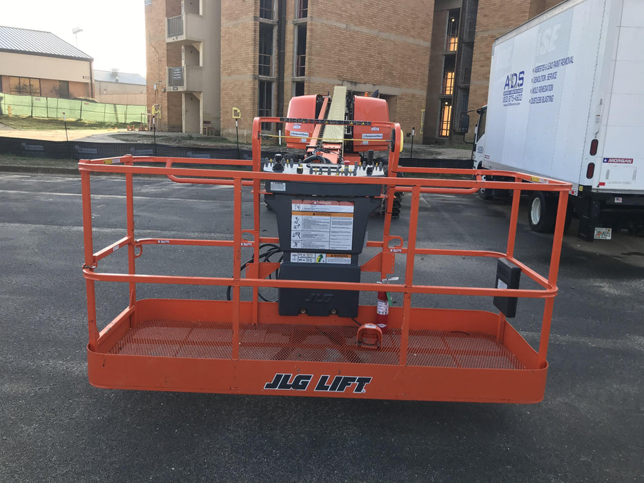 2019 JLG 660SJ