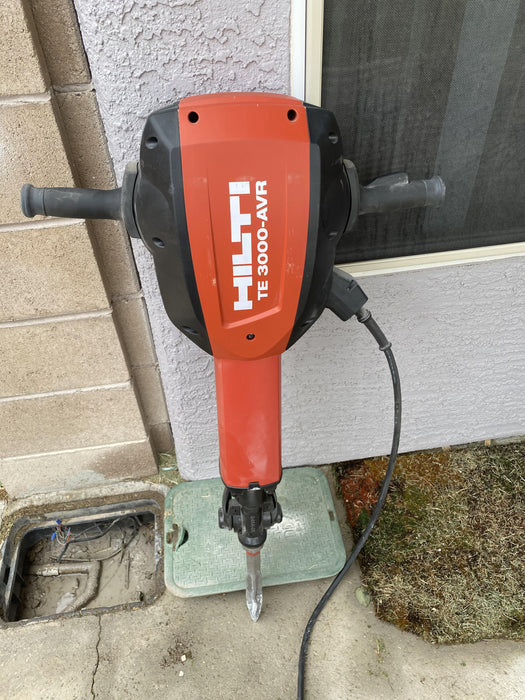 2020 HILTI TE 3000-AVR