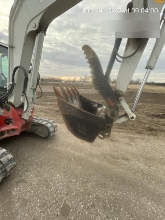 2023 TAG MANUFACTURING 30" Bucket - Tag