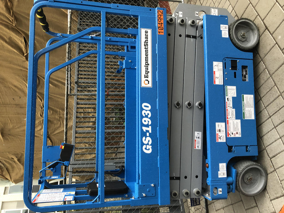 2020 Genie GS-1930 Fixed rails with chain entry gate - Pre A92.20, 800W Inverter