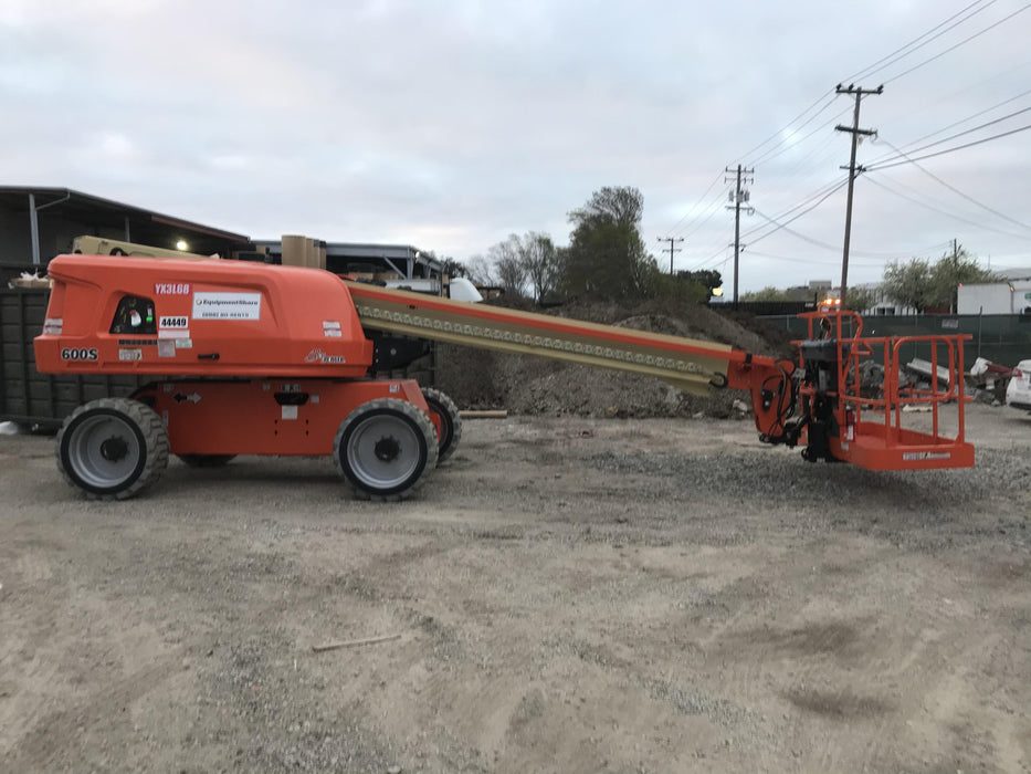 2019 JLG 600S 4WD