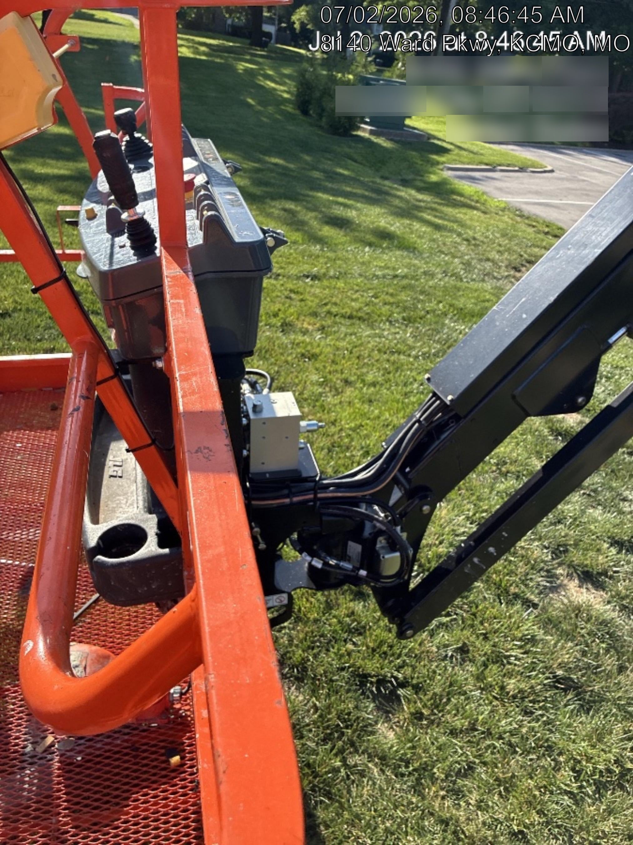 2025 JLG 860SJ