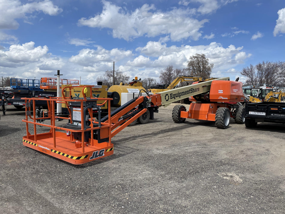 2023 JLG 660SJ