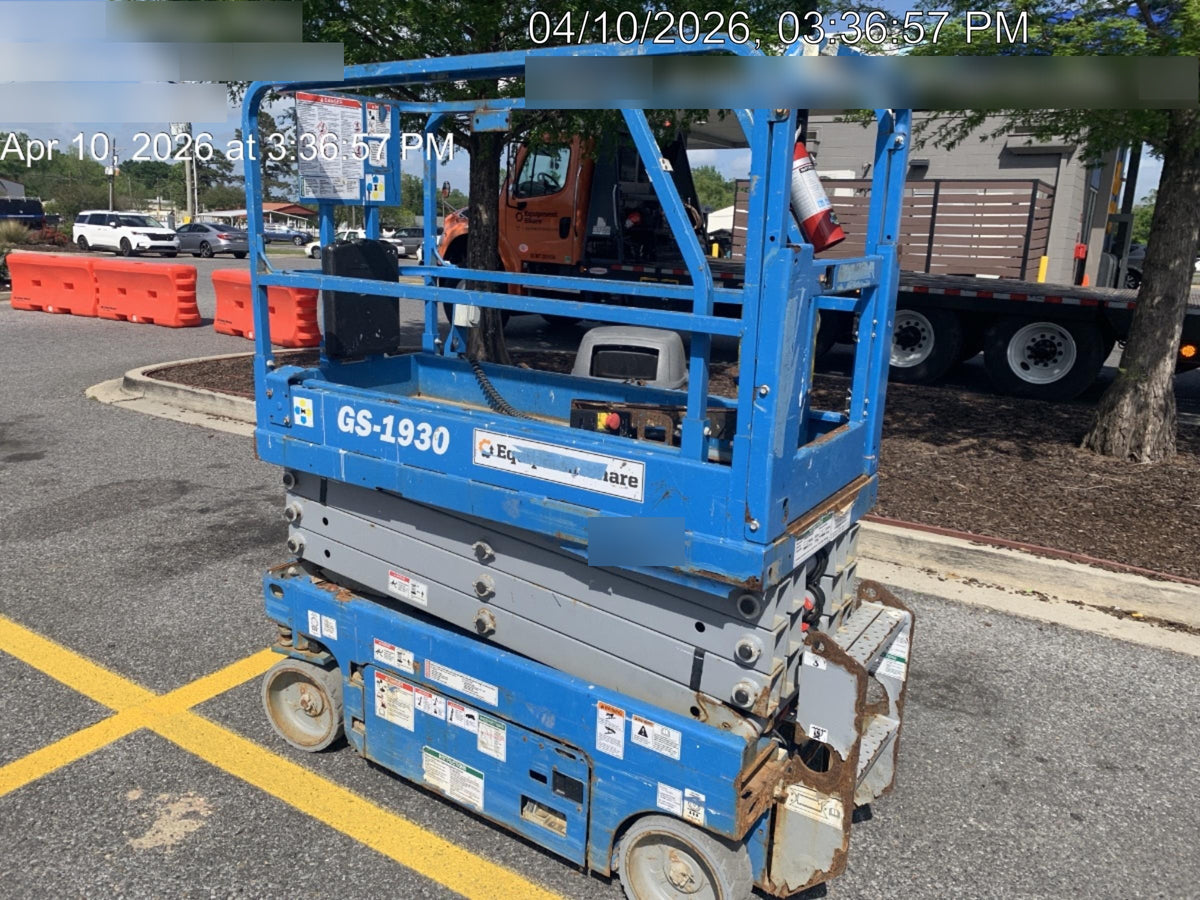 2020 Genie GS-1930 Solid Non Marking Tires, Beacon, Folding rails with half height swing gate