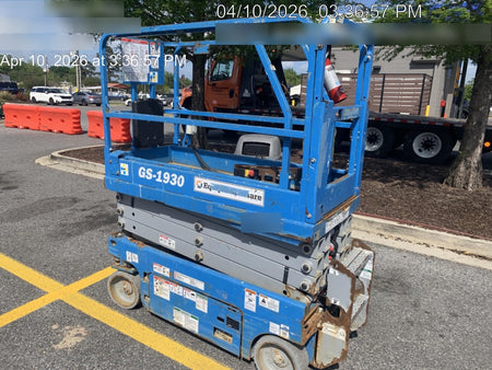 2020 Genie GS-1930 Solid Non Marking Tires, Beacon, Folding rails with half height swing gate