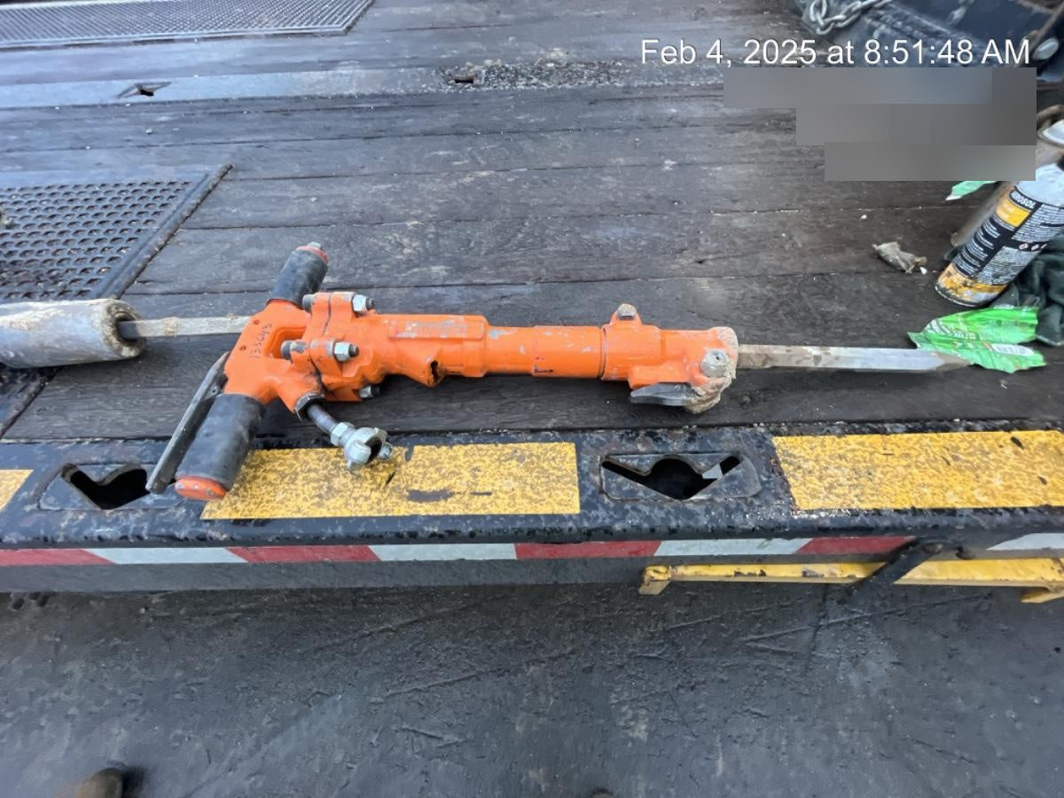 2021 MICHIGAN PNEUMATIC MP-30-1