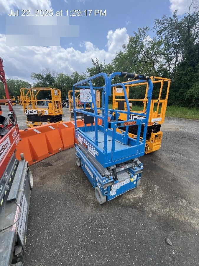 2022 GENIE GS-1432