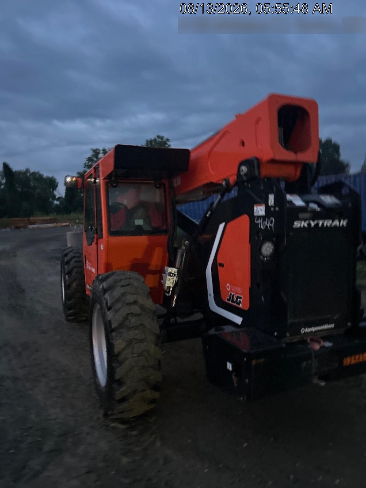 2025 SKYTRAK 8042