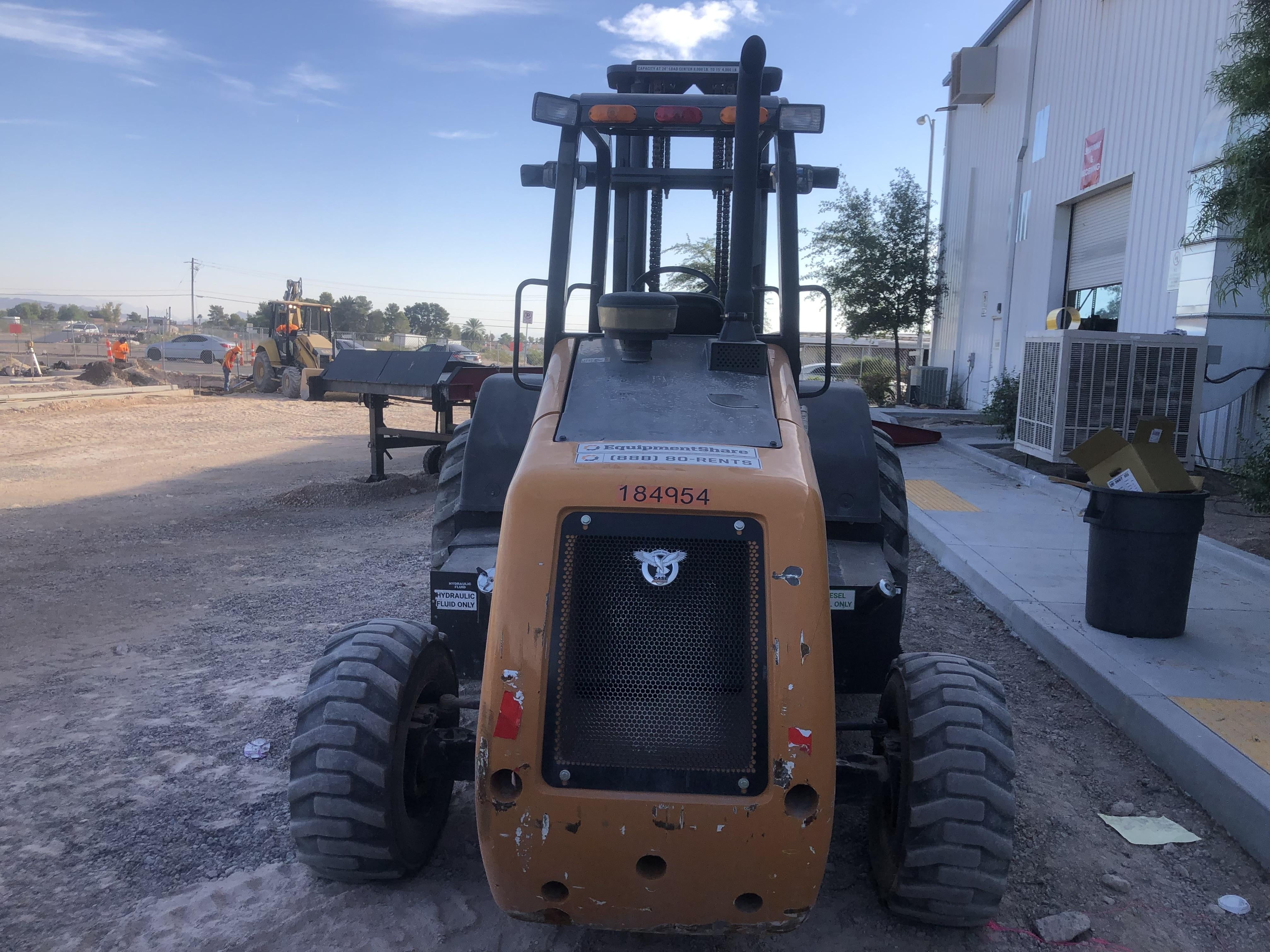 2021 CASE 588H
