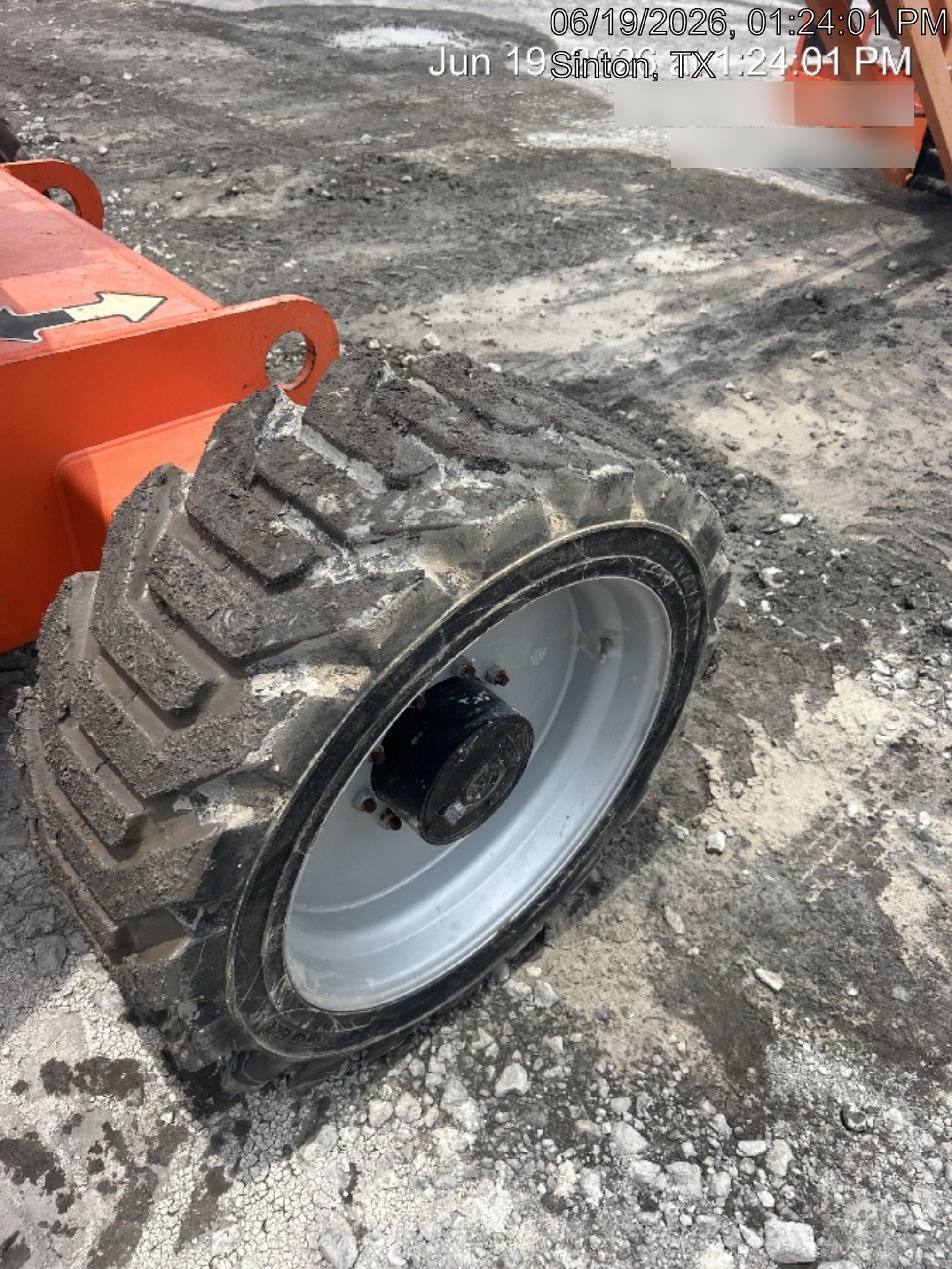 2022 JLG 600AJ