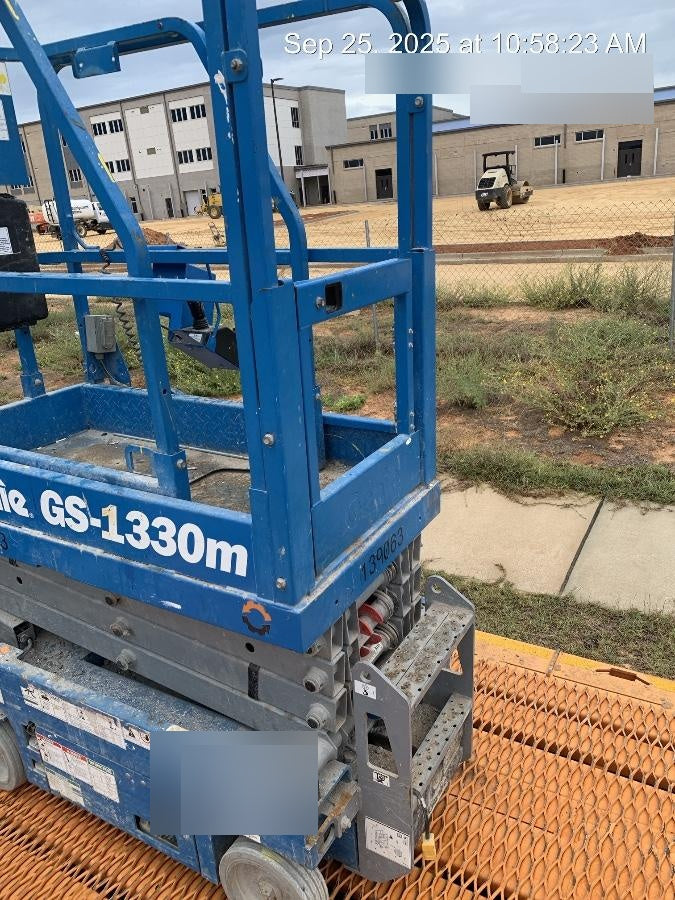 2021 GENIE GS-1330m