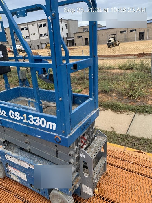 2021 GENIE GS-1330m