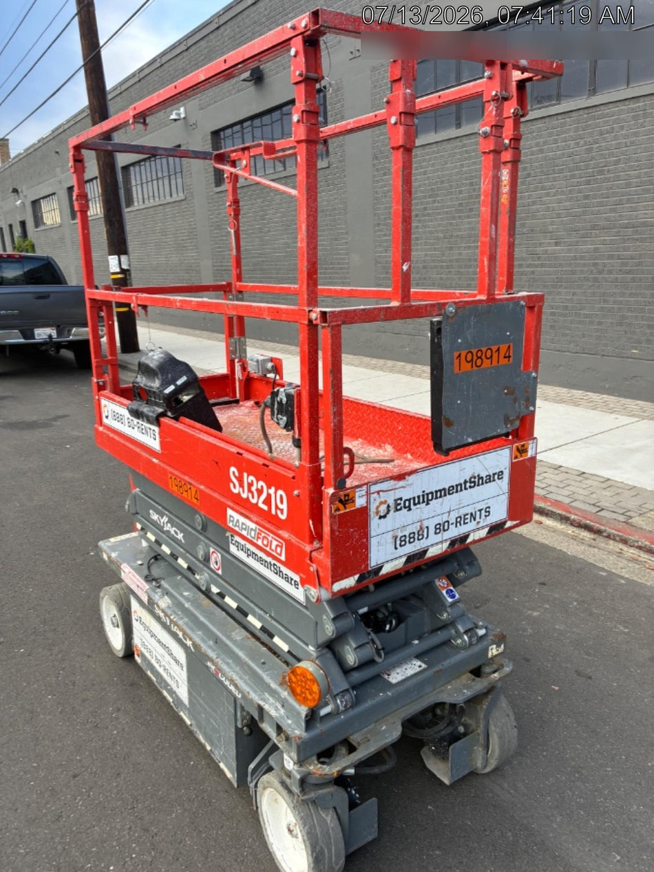 2021 SKYJACK SJ3219