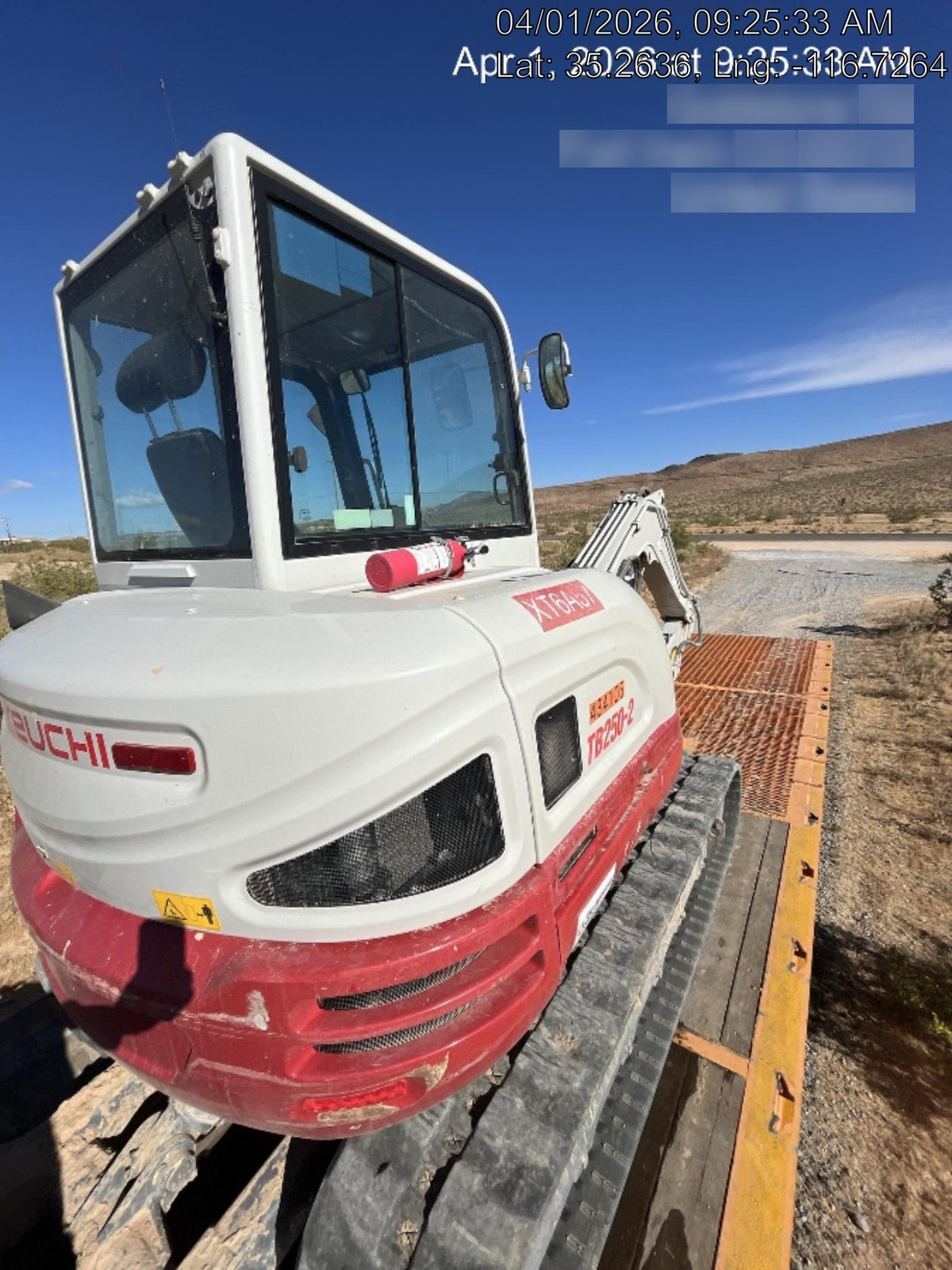 2024 TAKEUCHI TB250-2CR